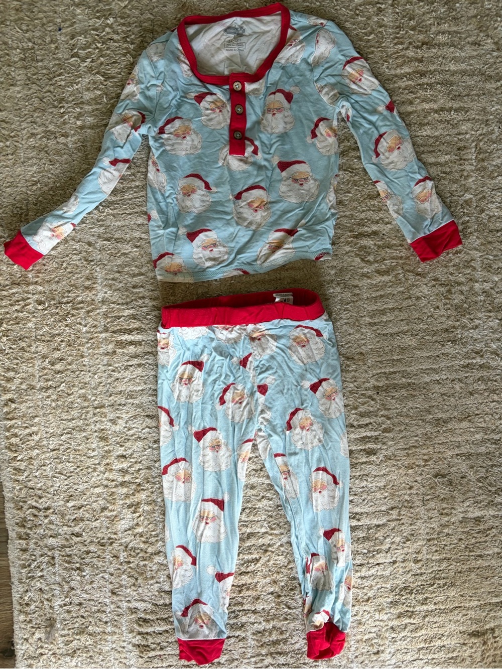 Mud Pie Santa Print Holiday Pajama Set